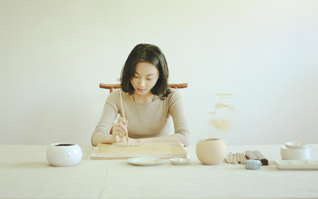 拂衣委巷